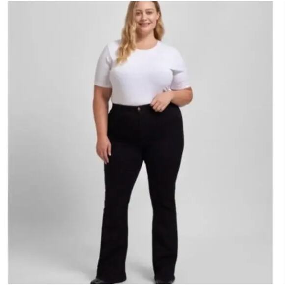 Universal Standard Sava Flare Jeans 40 Black High Rise 34" Bootcut Black NEW - Picture 2 of 5